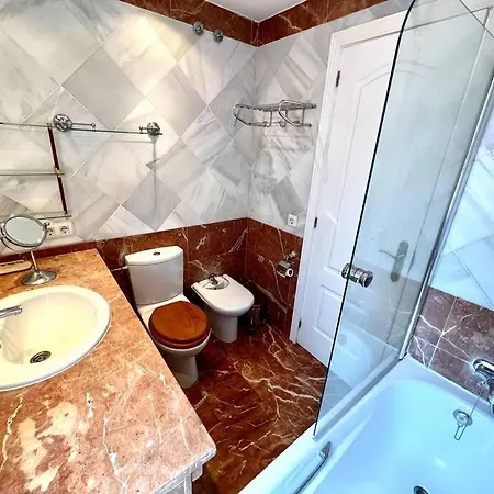 Family Townhouse On Golden Mile * Marbella