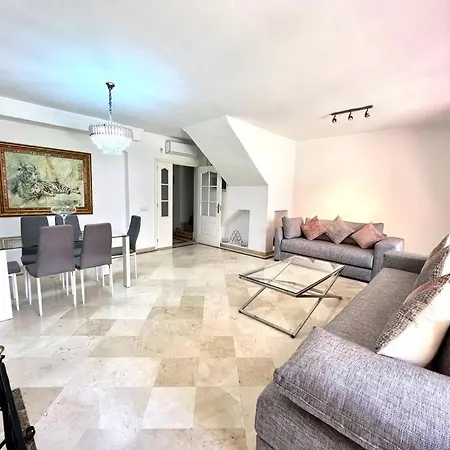 Family Townhouse On Golden Mile * Marbella